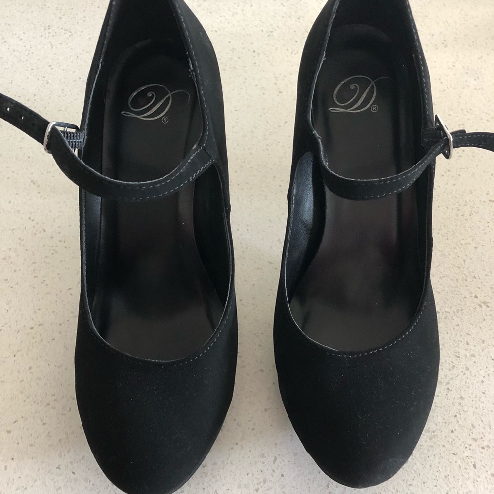 Black Faux Suede Heels with strap